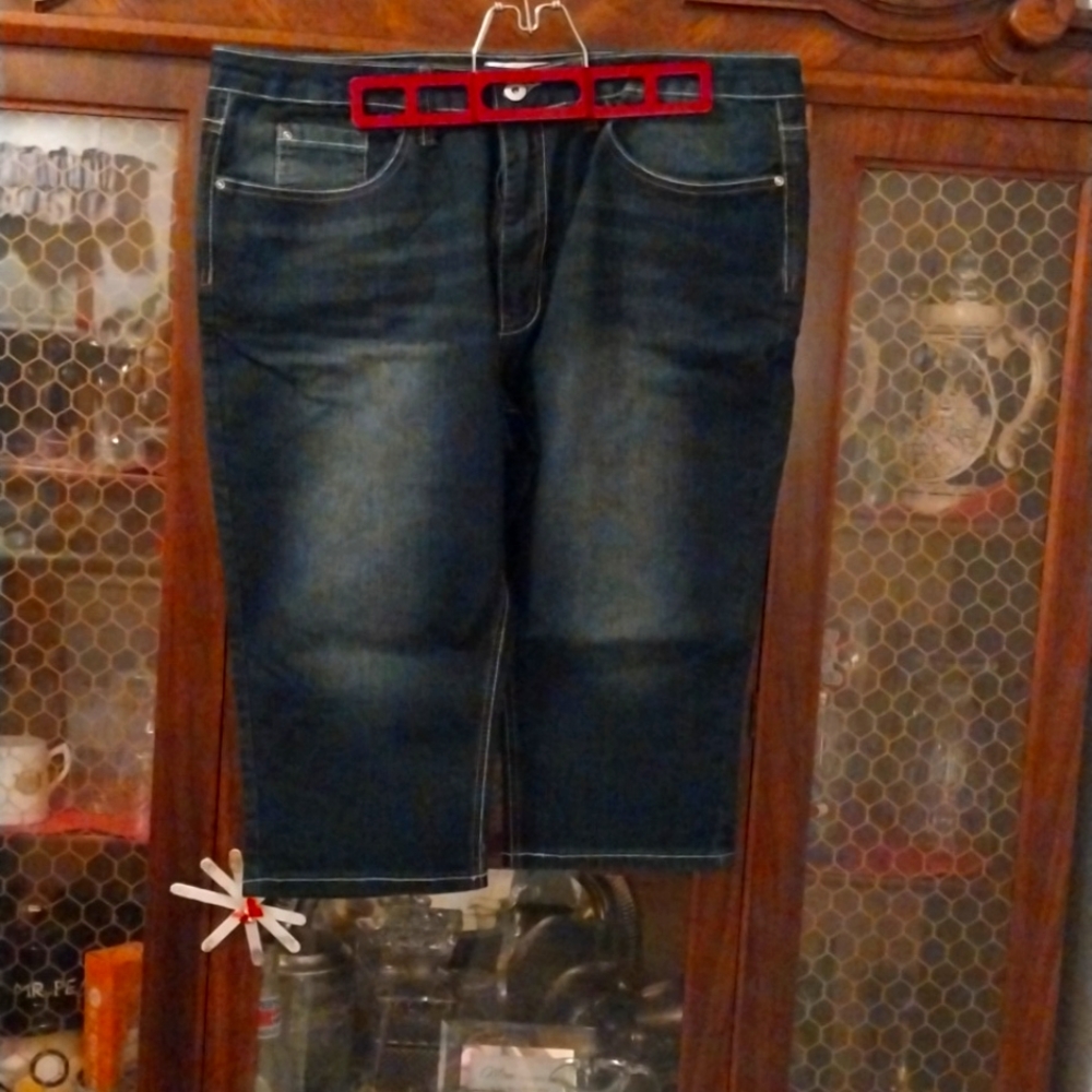 Denim capris